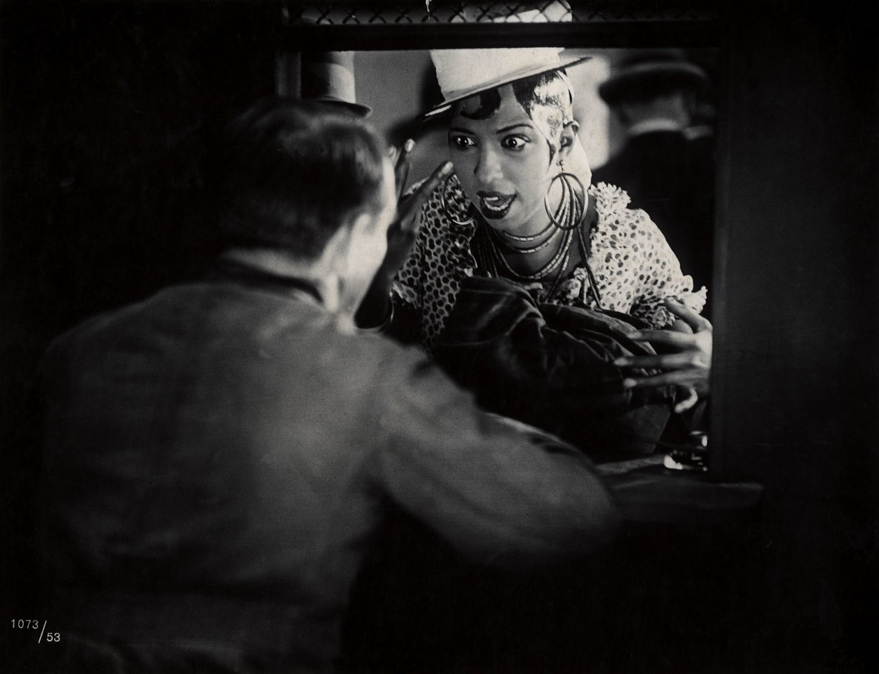 Még egy filmből Josephine Baker főszereplésével alkotó: French Photographer