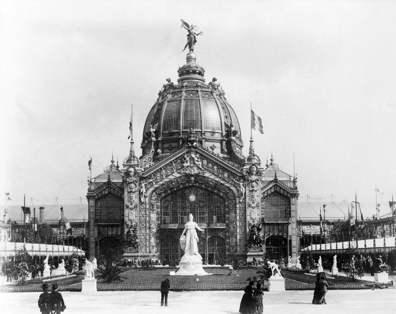 A Központi Kupola, Párizsi Kiállítás, 1889 alkotó: French Photographer