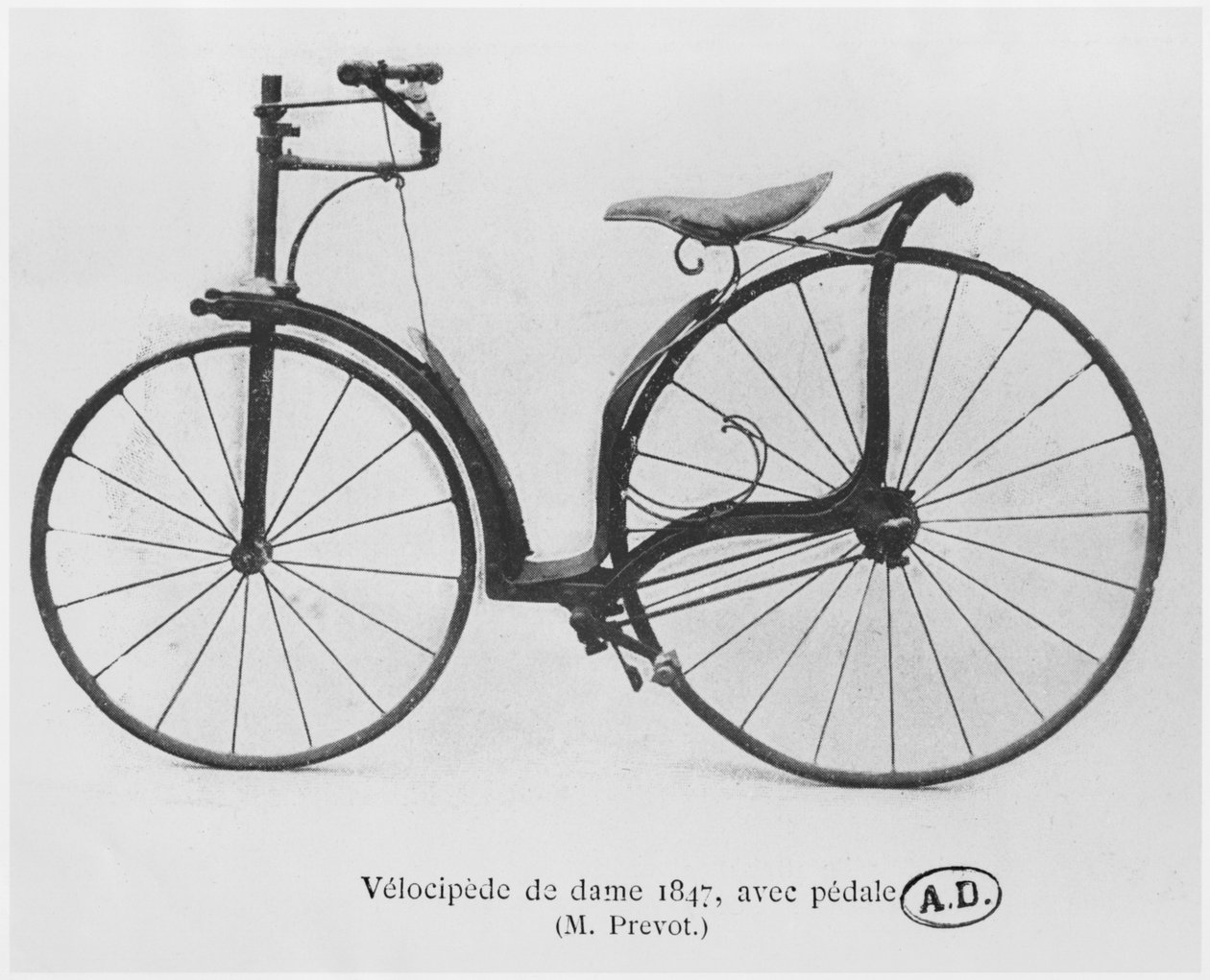 Velocipede 1847-ben tervezett hölgynek, pedálokkal alkotó: French Photographer
