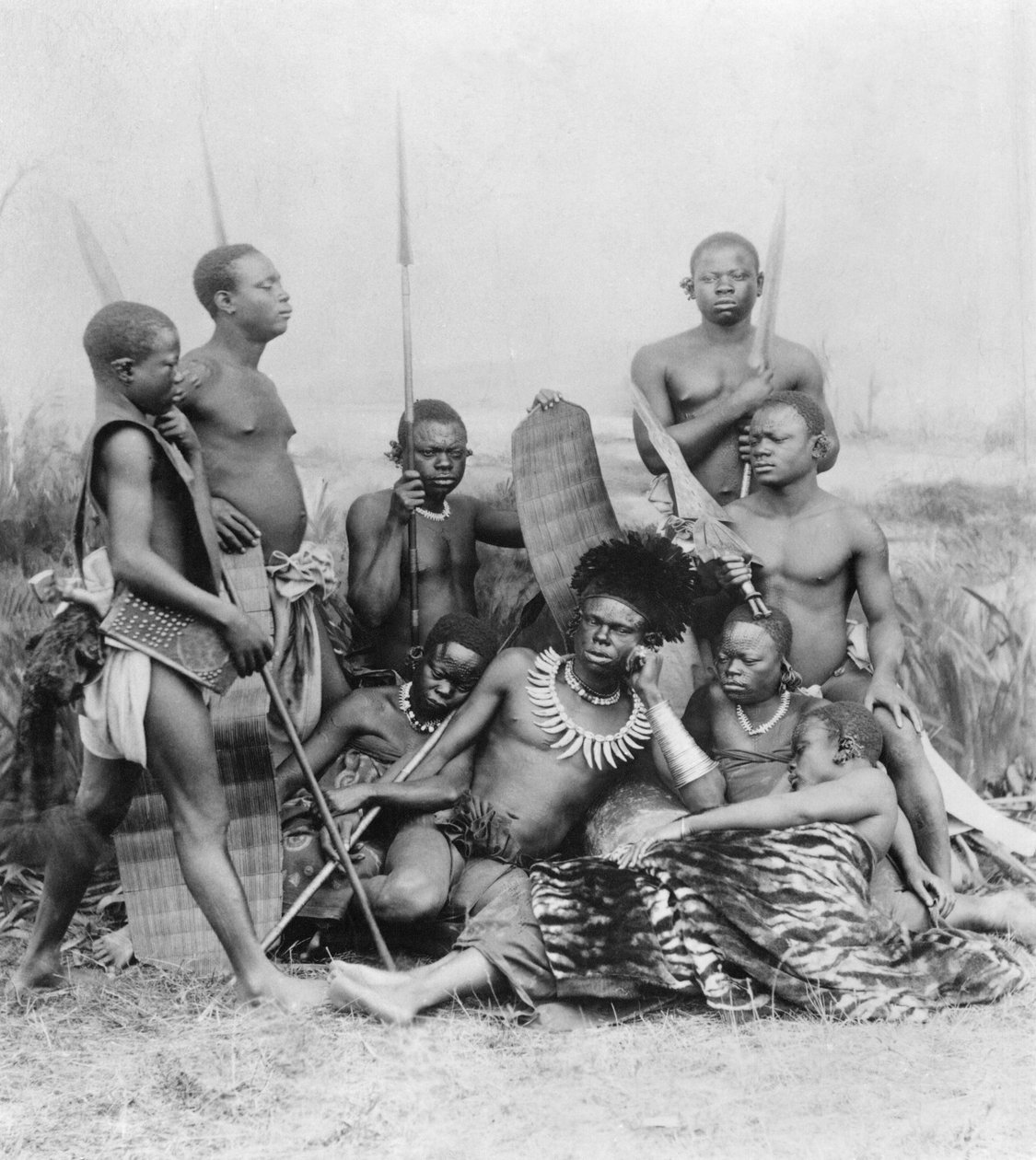 Harcosok, Belga Kongó, 1894 alkotó: French Photographer