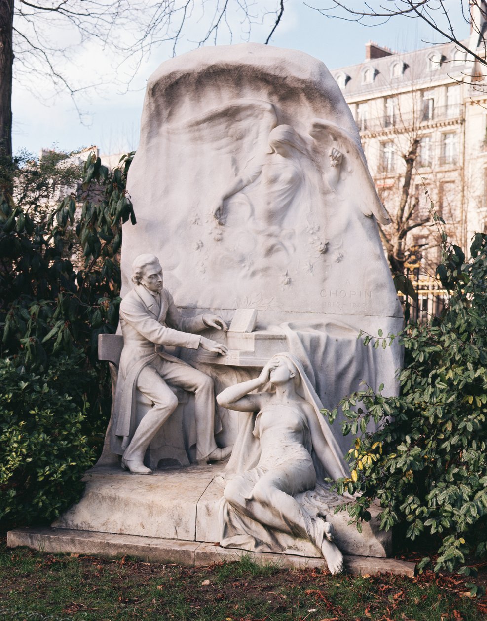 Frederic Chopin (1810-49) emlékműve (márvány) alkotó: French School