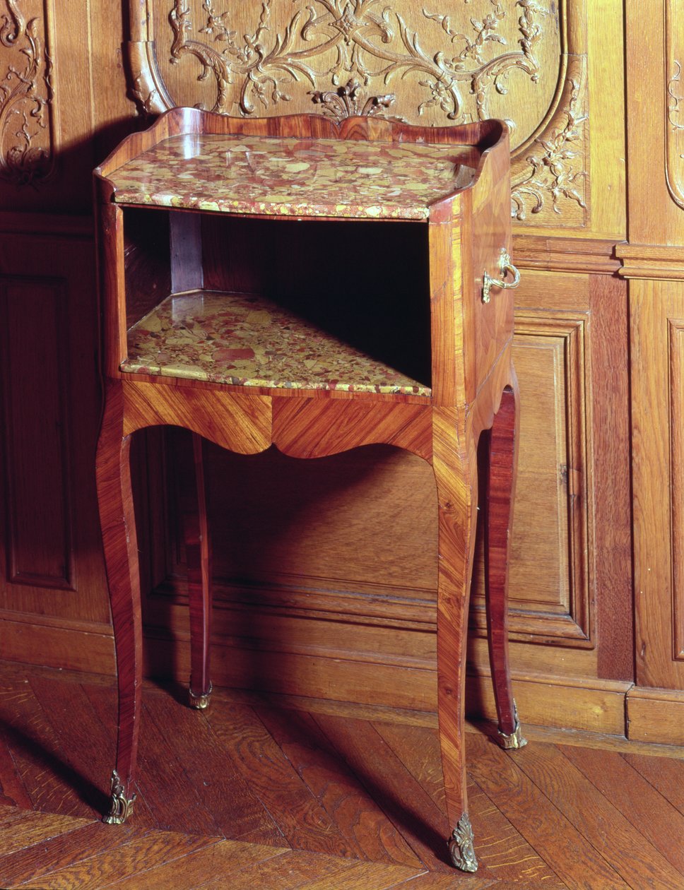 Table-de-meret, M.Criaerd, 1755 alkotó: French School