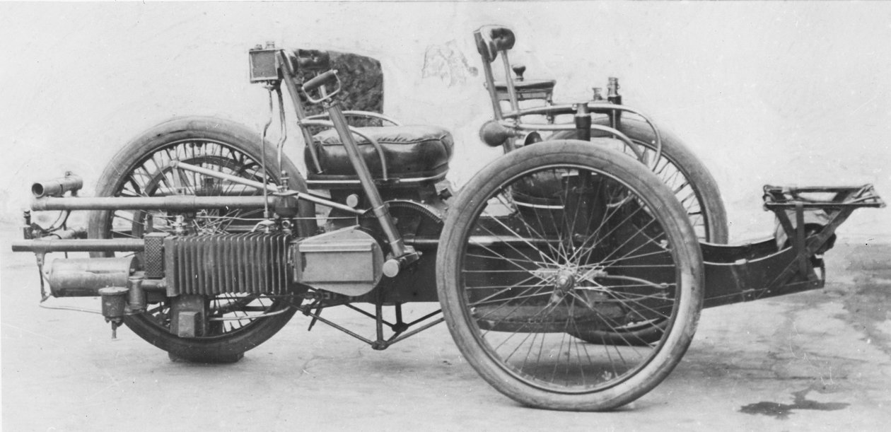 Bollées kocsi, 1897 alkotó: French Photographer
