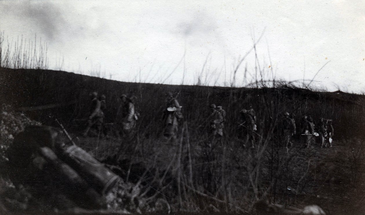 Első világháború (1914-1918): katonacsoport a Rocour-on (Saint Quentin) (Aisne) vonult fel alkotó: French Photographer