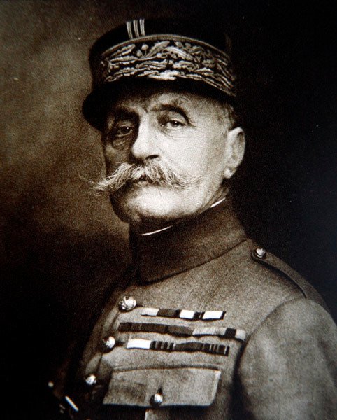 Foch marsall alkotó: French Photographer