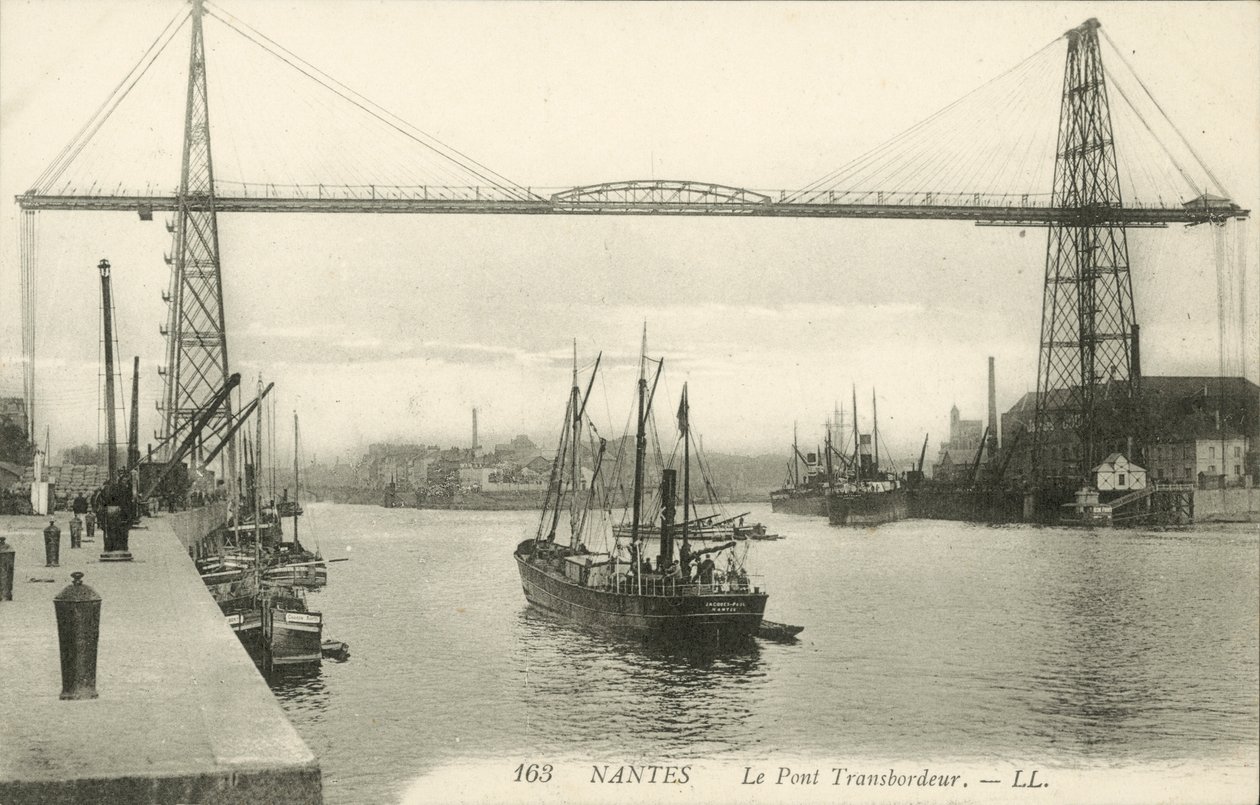  alkotó: French Photographer