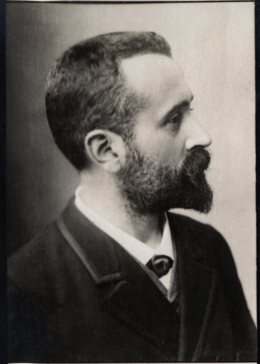 Alphonse Bertillon (1853-1914) francia rendőrtiszt és biometrikus kutató portréja. alkotó: French Photographer
