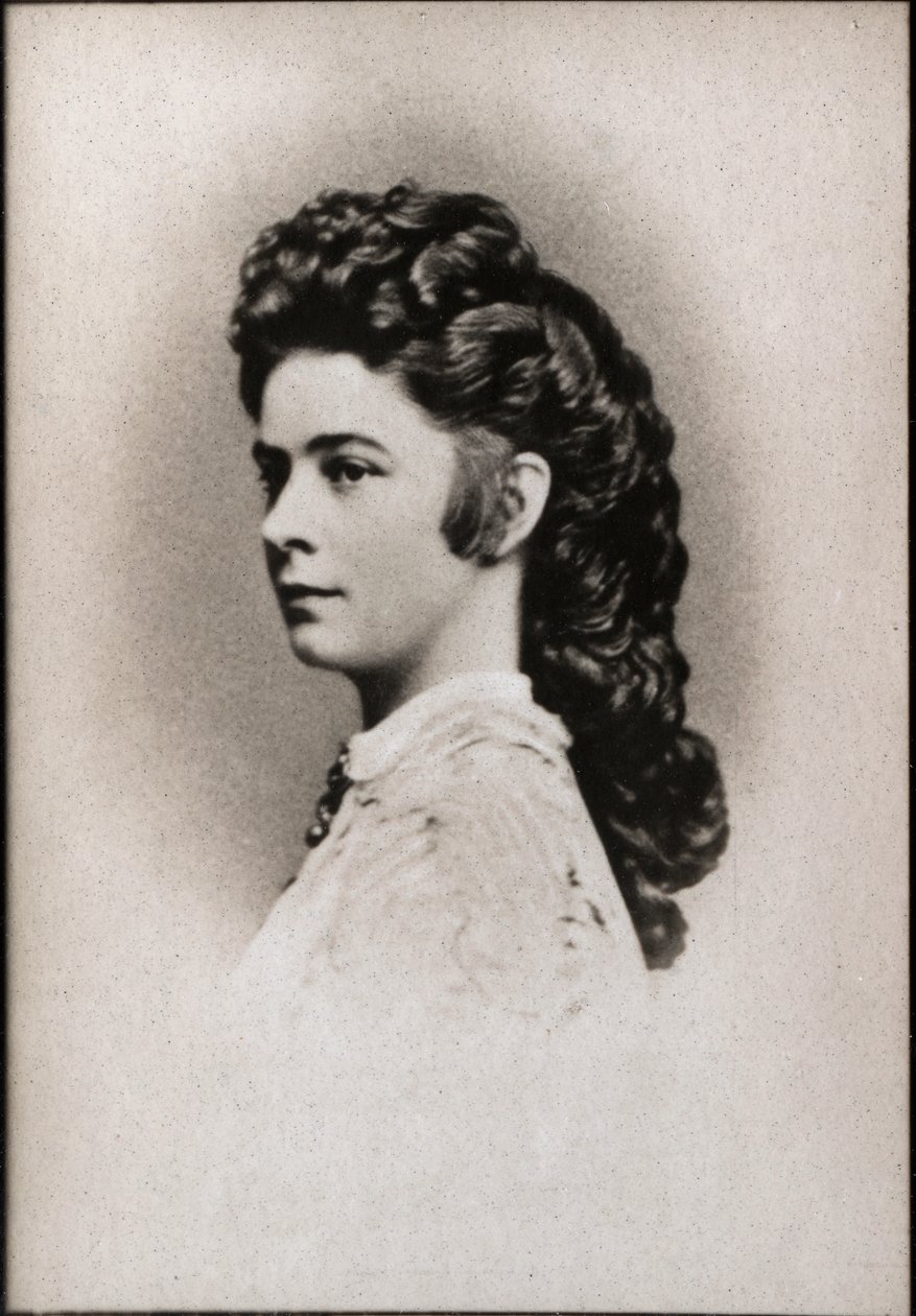 Ausztriai Erzsébet Sissi (1837-1898), osztrák császárné és magyar királynő hitvese portréja. alkotó: French Photographer