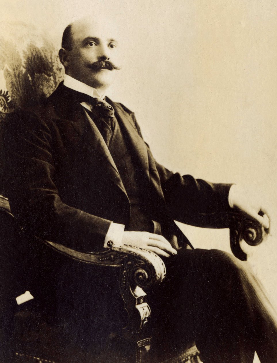 Joseph Caillaux (1836-1944) francia politikus portréja. alkotó: French Photographer
