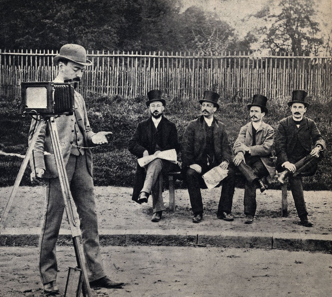 Jelenet egy fotós életéből, „a fotós fotózás””. Fényképészet, 19. század vége, Párizs. Coll. Selva. alkotó: French Photographer
