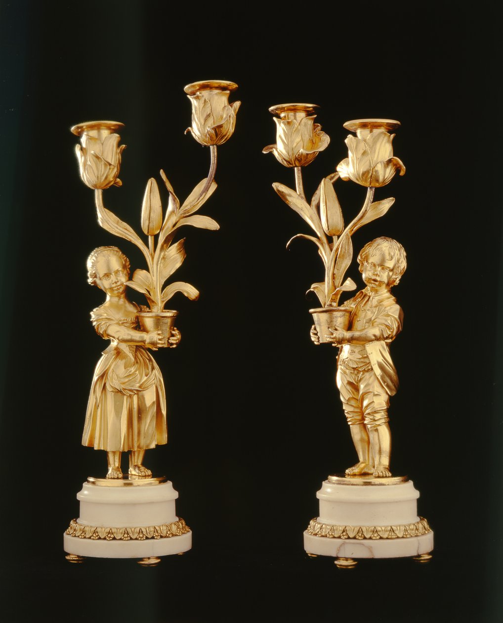 Egy pár ormolu kandeláber (ormolu) alkotó: French School