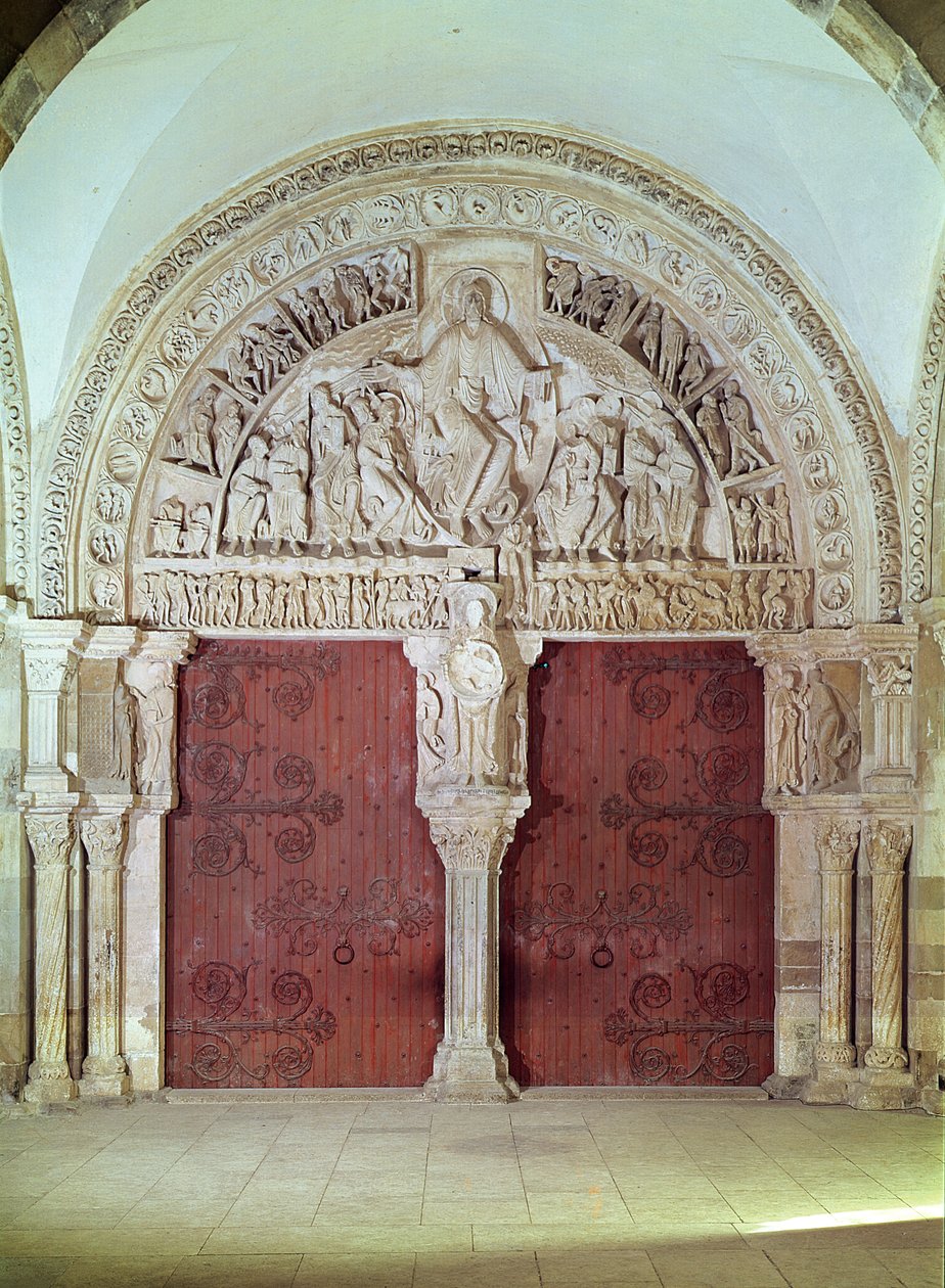 Központi portál a Sainte-Madelaine-templom Narthexében, pünkösdi domborművel a Tympanumban, 1150 körül alkotó: French School