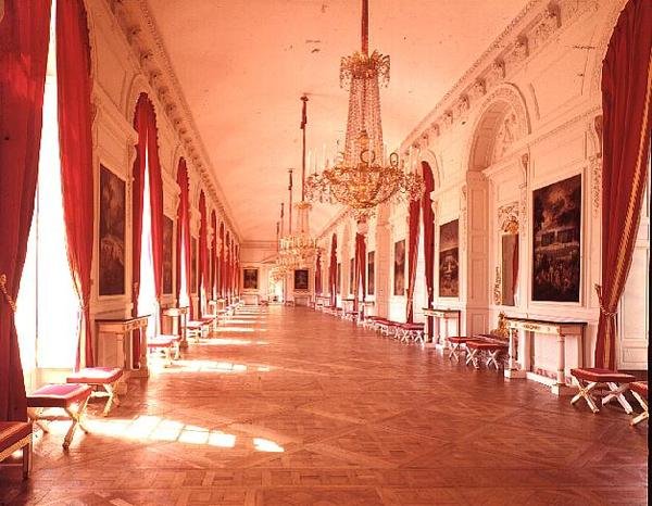 A Nagy Trianon jobb szárnyának folyosója (fotó) alkotó: French School