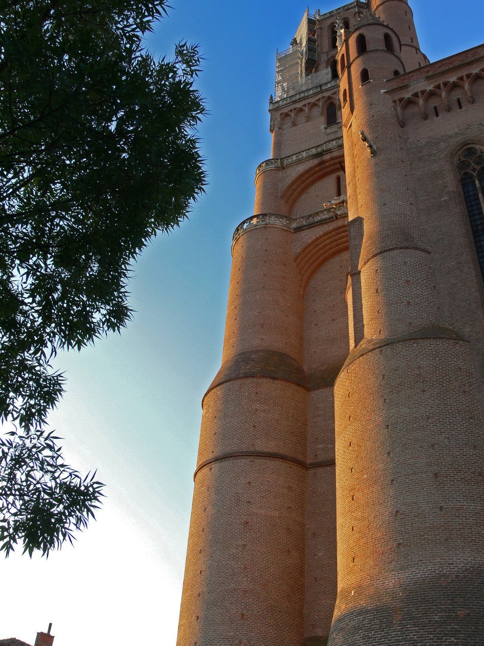 A nyugati tornyot ábrázolja alkotó: French School