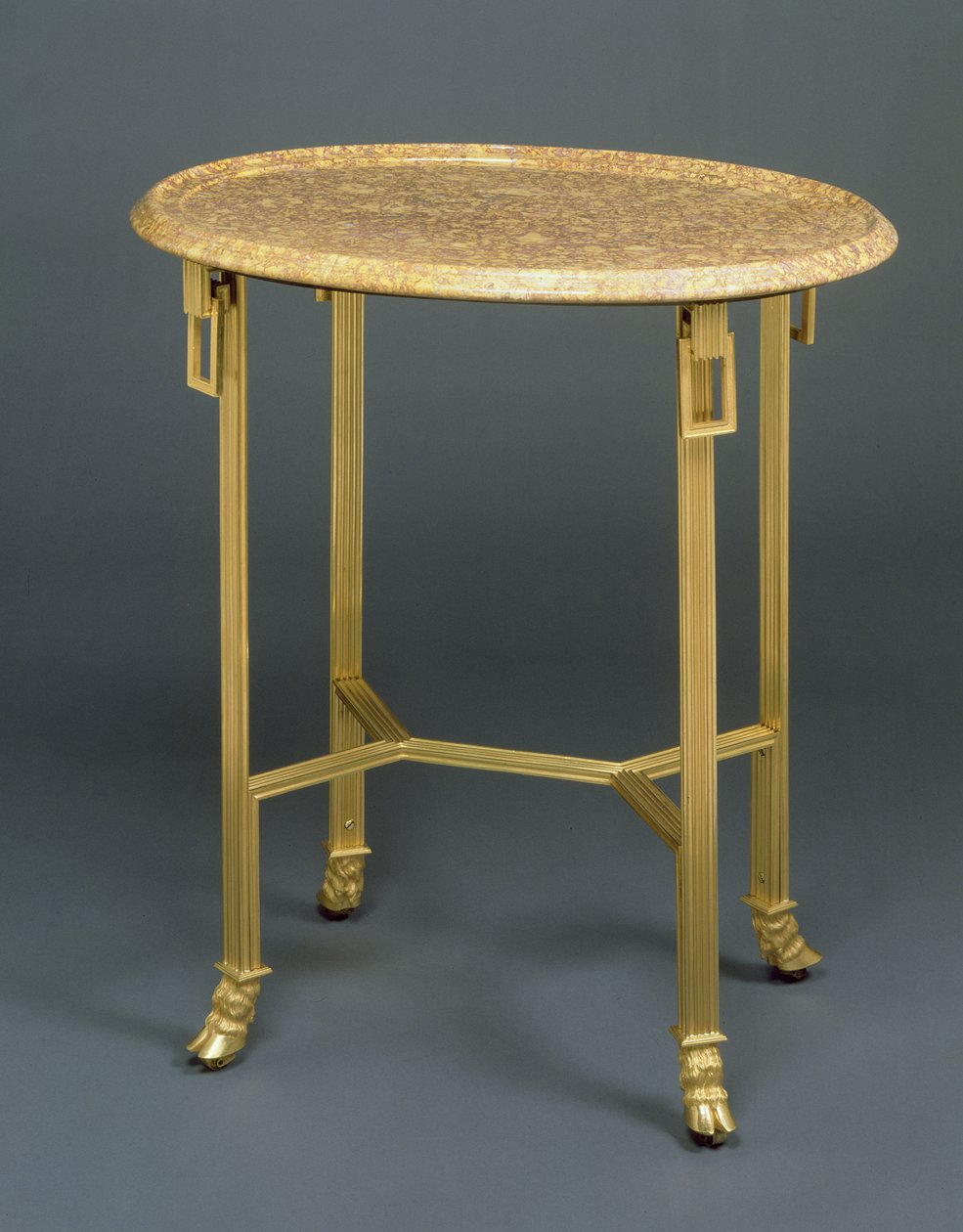 Gueridon címtár, 1799 körül (ormolu és márvány) alkotó: French School