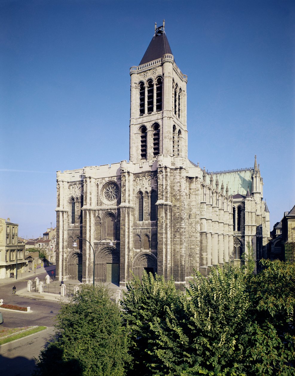Külső kép délnyugat felől, 1122-1281 alkotó: French School