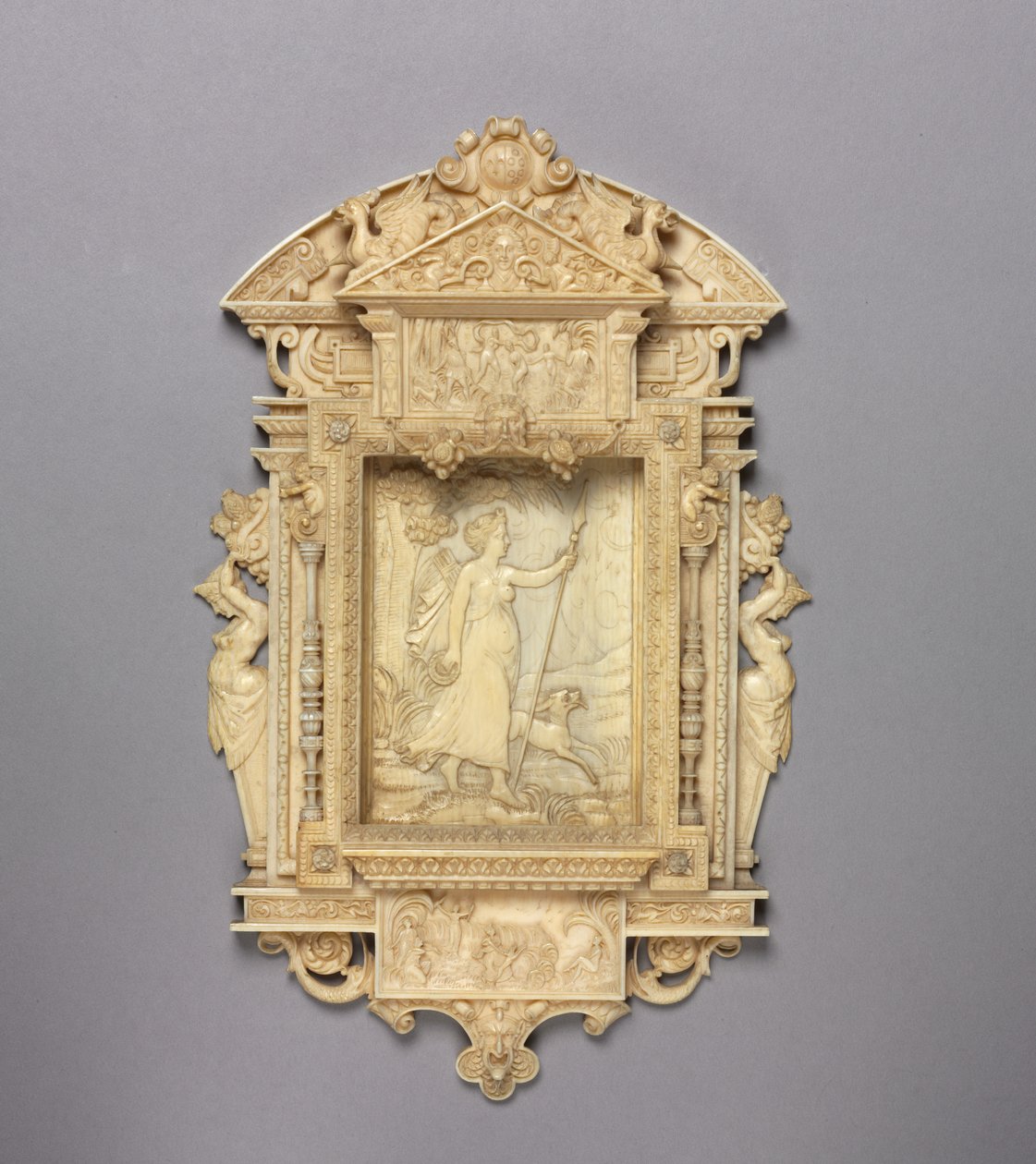 Diana, a vadásznő keretes domborműve, 1850 körül alkotó: French School