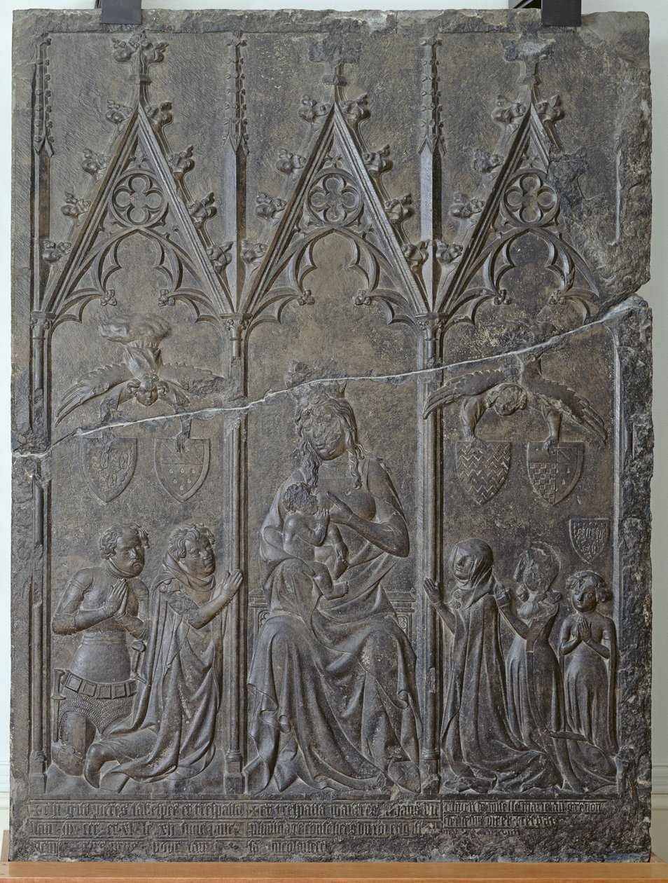 A Sacquespee család temetési sztelája az arras-i St. Nicaise temetőből, 1376 (tournai kő) alkotó: French School