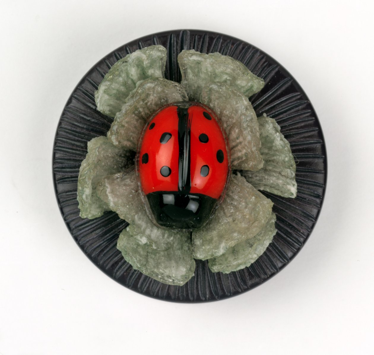 Ladybird Powder Box, 1920-30 (bakelit) alkotó: French School