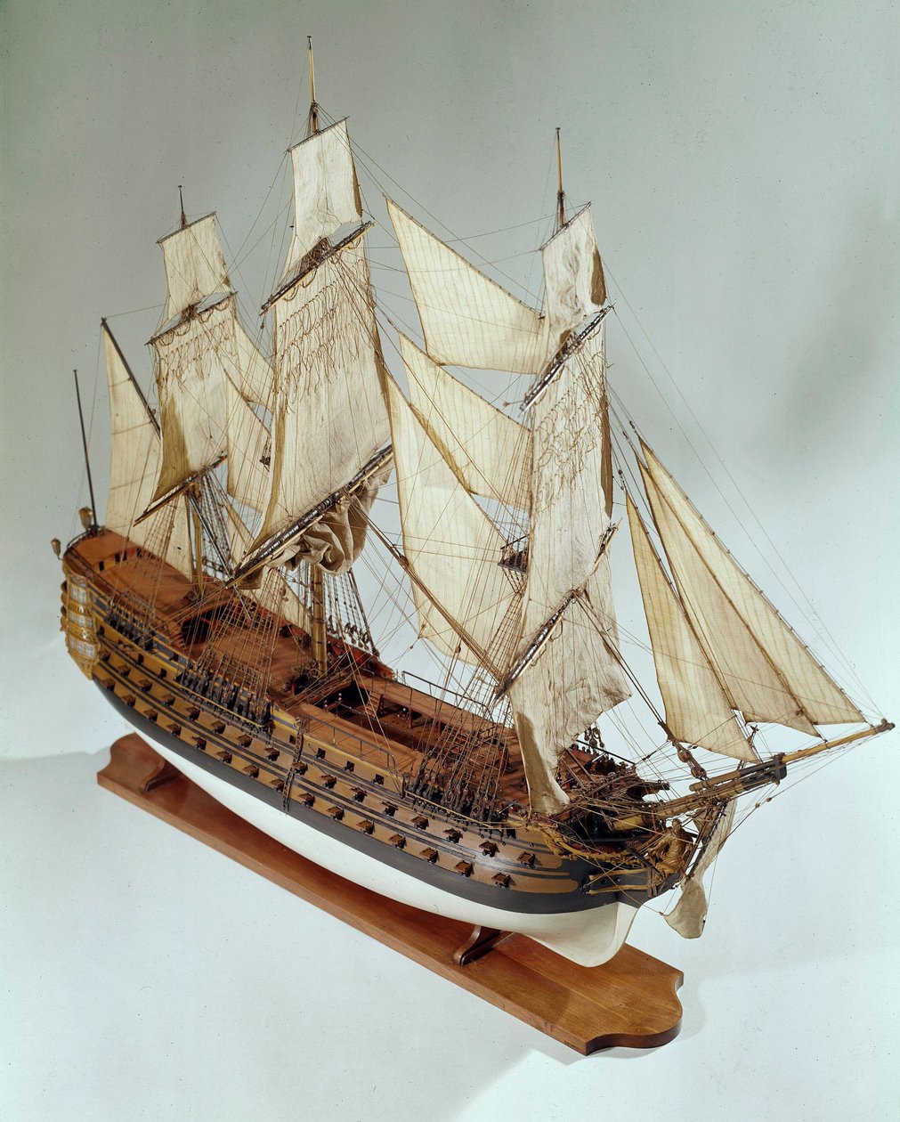 A Royal Louis (Royal-Louis) modellje, a francia haditengerészet fregattja. 18. századi Párizs, Musee de la Marine alkotó: French School