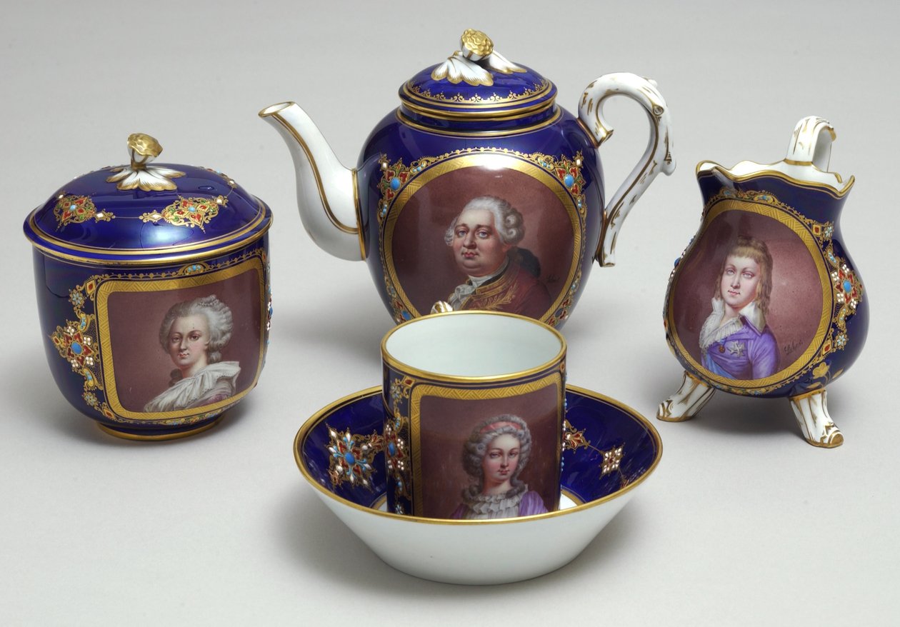 XVI. Lajos (1754–1793) és Marie Antoinette (1755–93) portréival készült teázás része, Sevres, Franciaország, 1789 körül (porcelán) alkotó: French School