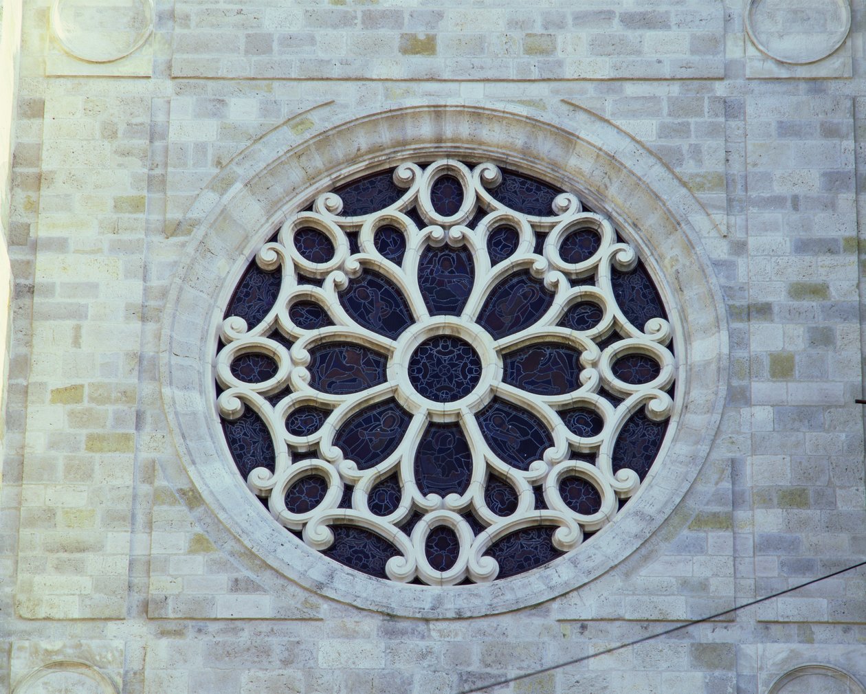 Rózsaablak alkotó: French School