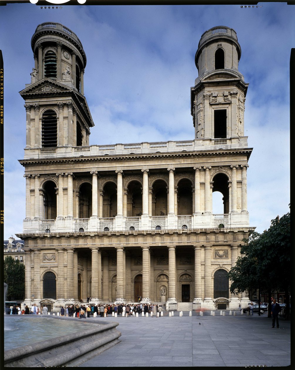 Saint Sulpice templom Párizsban. alkotó: French School