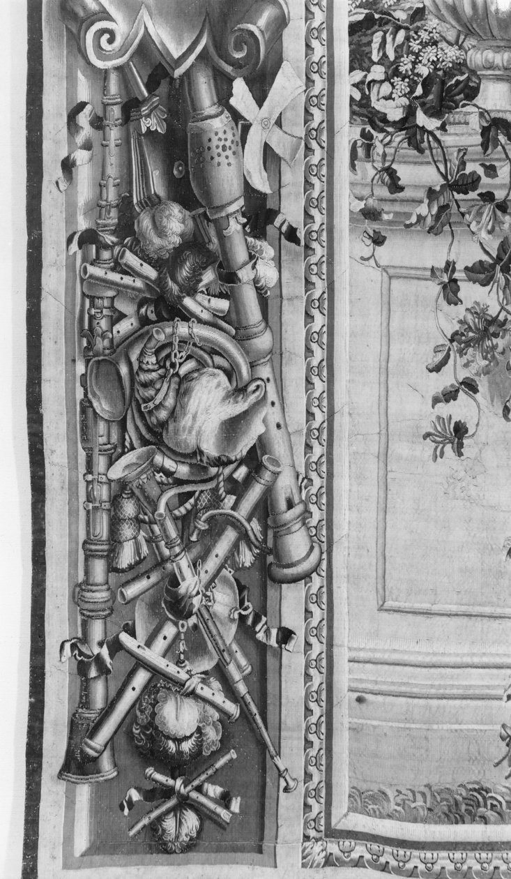 The Seasons gobelin, szegély, hangszerek, 1670 körül, Gobelins Factory (részlet) alkotó: French School
