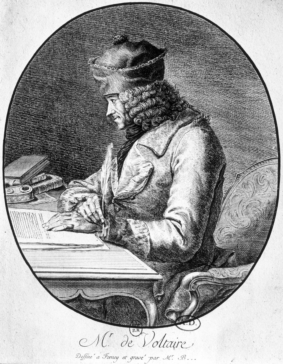 Voltaire a munkaasztalánál alkotó: French School