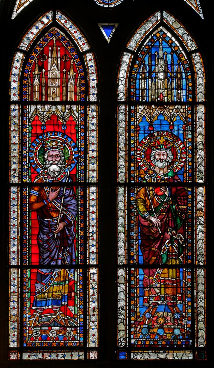 A w11-es ablak Henry de Bamberg és Frederick Barbarossa császárokat ábrázolja alkotó: French School