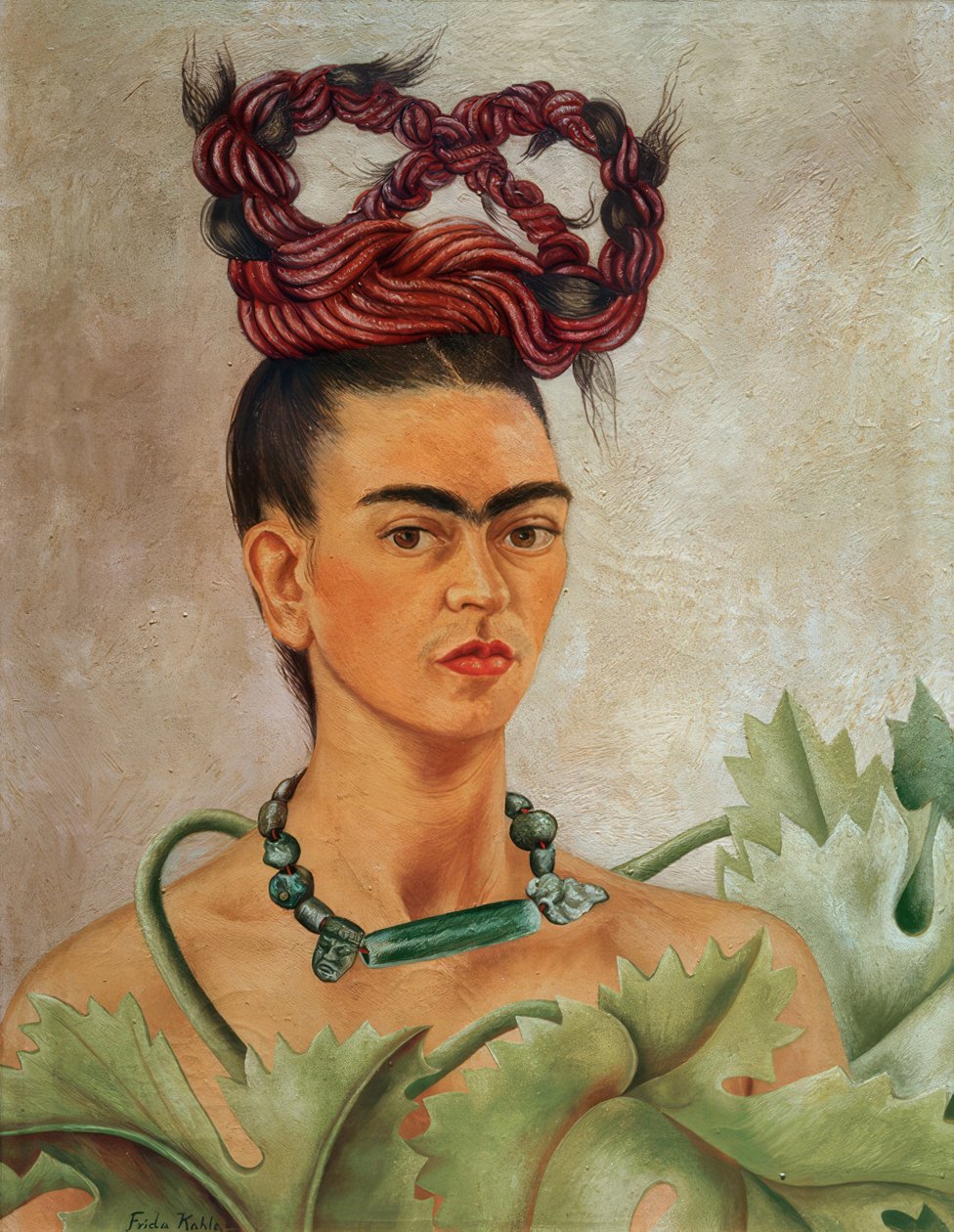 Önarckép platóval alkotó: Frida Kahlo