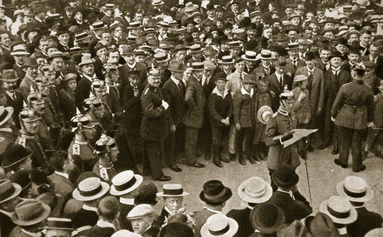 Felolvassák a császár hadüzenetét, Berlin, Németország, 1914. augusztus 4 alkotó: GPA