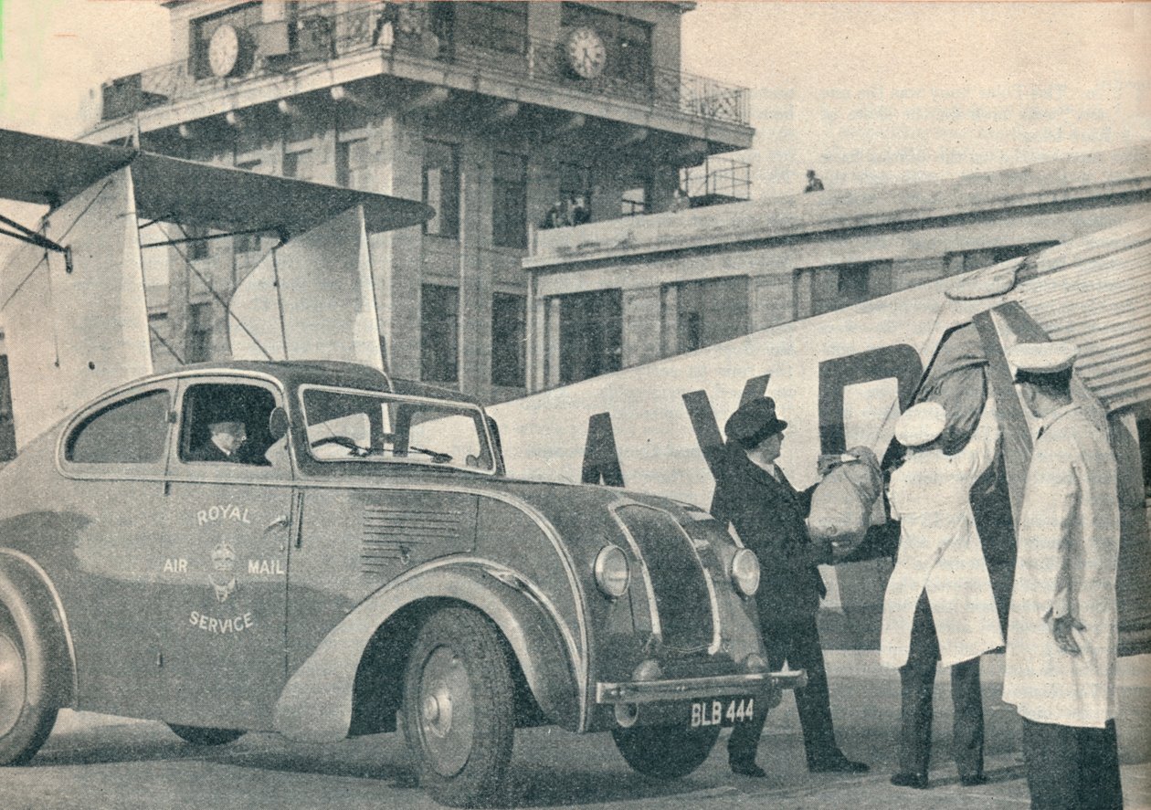 Levélek töltése az Imperial Airways járatára a Croydon repülőtéren, c1936 c1937 alkotó: GPO