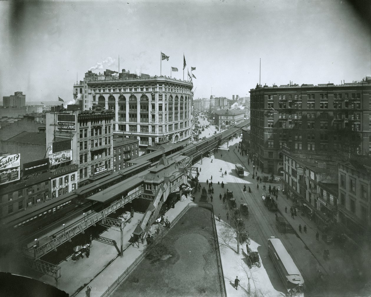 Broadway, észak a 32. utcától, New York City alkotó: G.P. Hall und Sohn