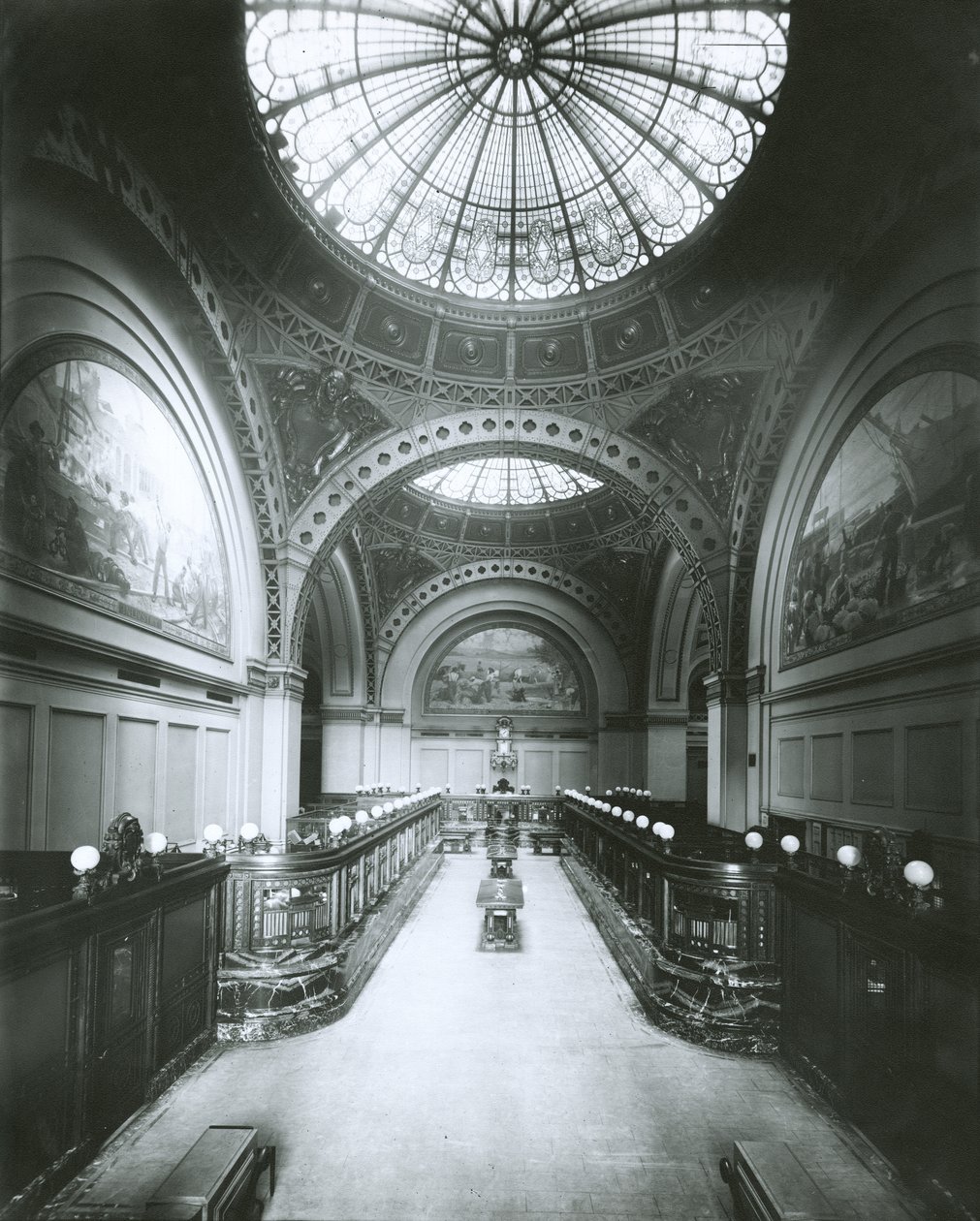 National Park Bank Interior, New York City, 1910 (zselatin ezüst fotó) alkotó: G.P. Hall und Sohn