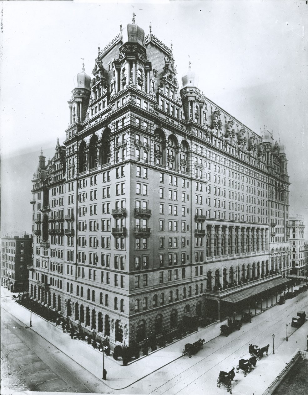A Waldorf Astoria Hotel, New York City alkotó: G.P. Hall und Sohn