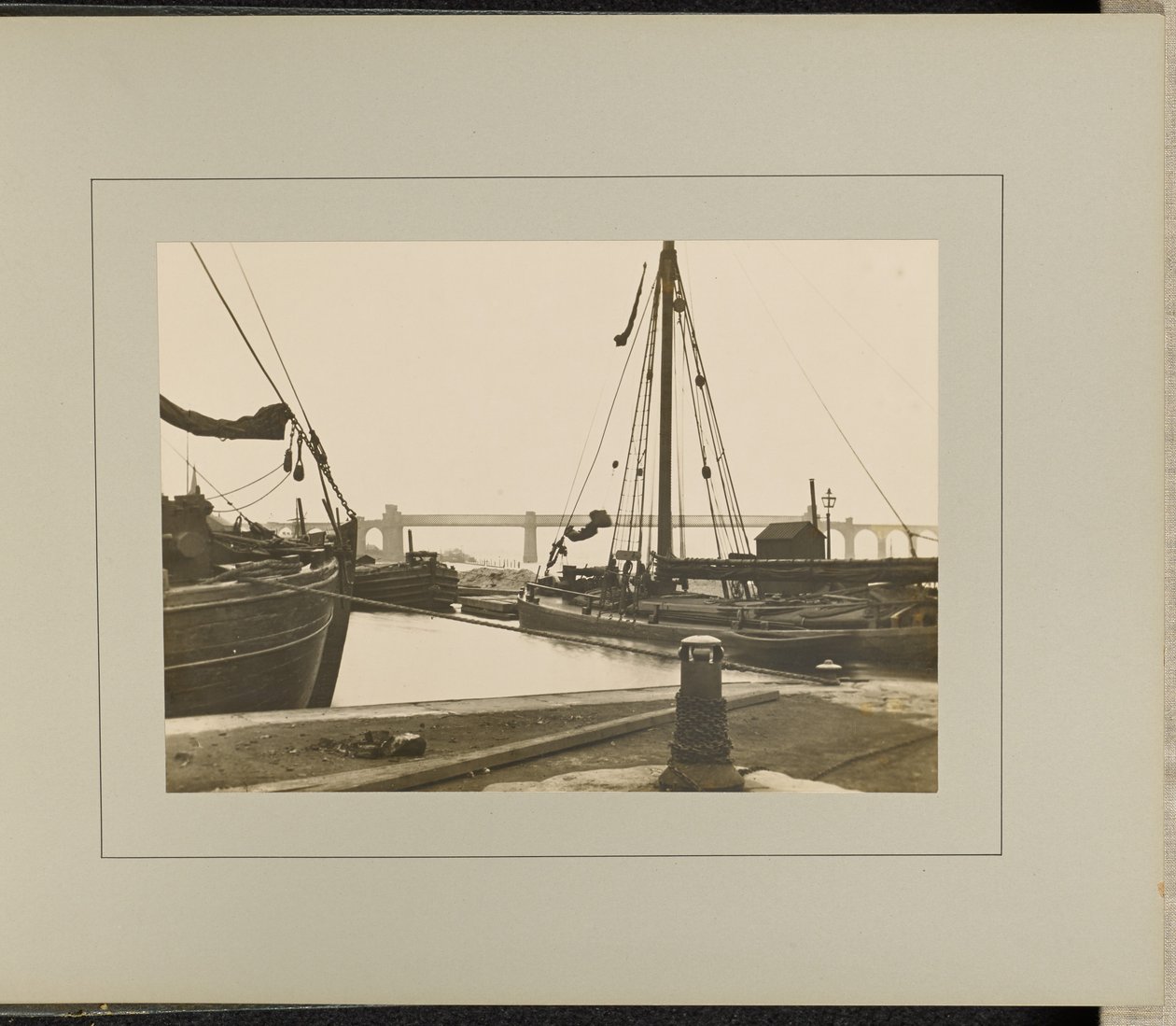 Runcorn - Old Quay Docks alkotó: G. Herbert and Horace C. Bayley