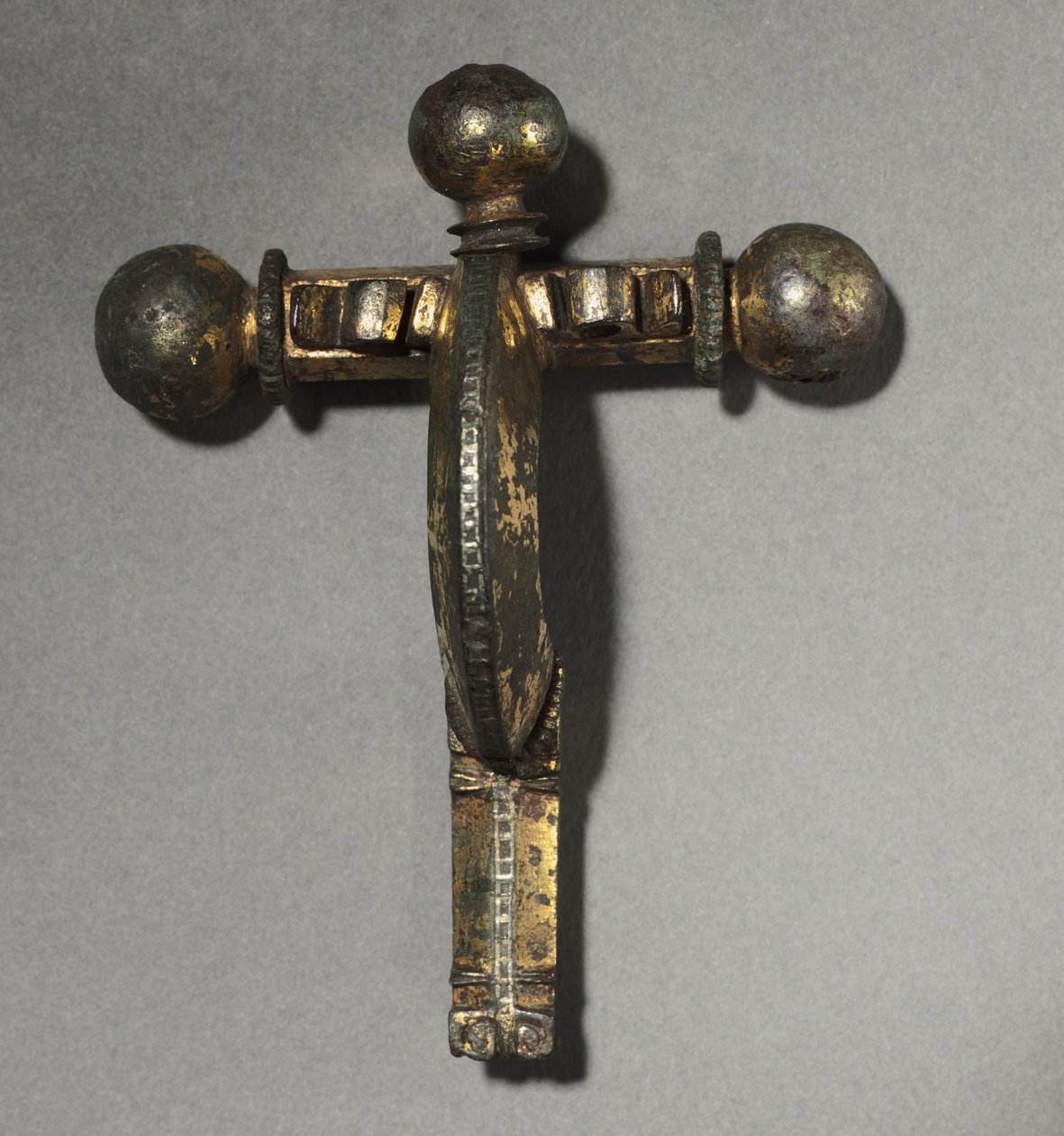 Számszeríj fibula, 350-400 körül alkotó: Gallo Roman