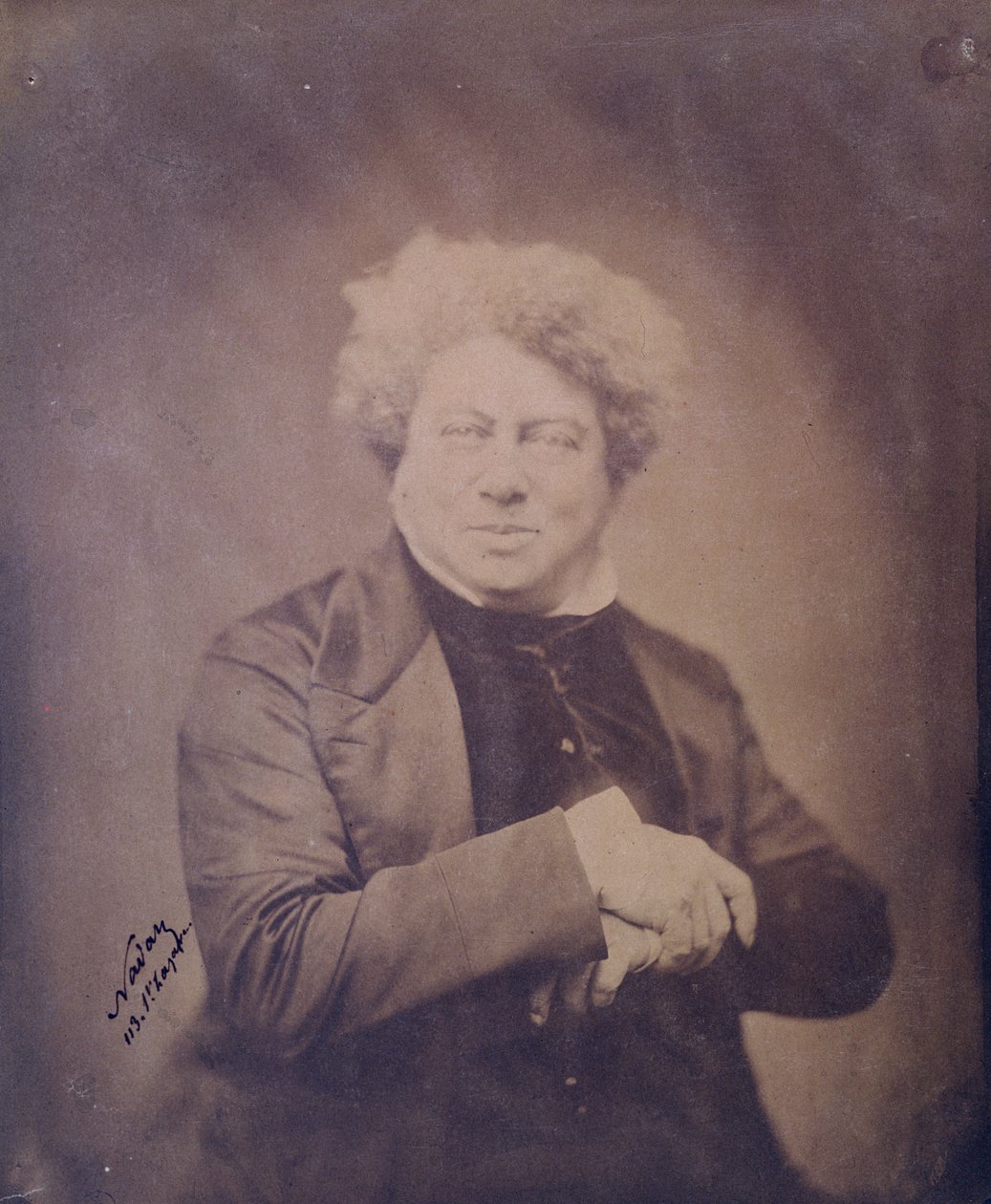 Alexandre Dumas pere (1803-70) portréja 1850-60 körül (szépia fénykép) alkotó: Nadar