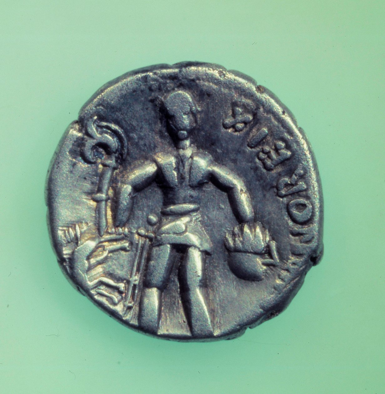 Gall civilizáció: az Eduen nép érme, amely egy harcost ábrázol. Kr.e. 1. század. alkotó: Gaulish Gaulish