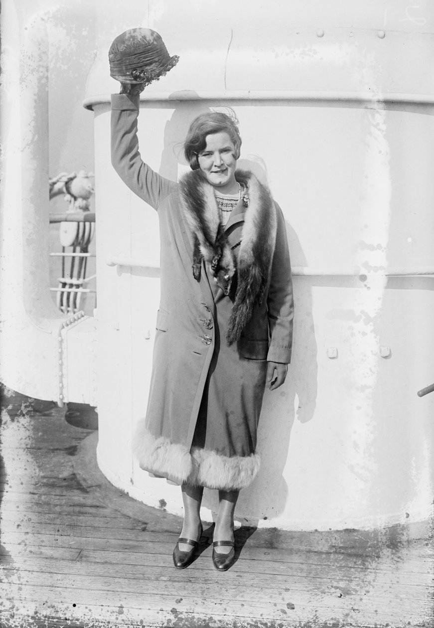 Gertrude Ederle hazatér New Yorkba, miután átúszta a La Manche csatornát, 1926 alkotó: George Grantham Bain
