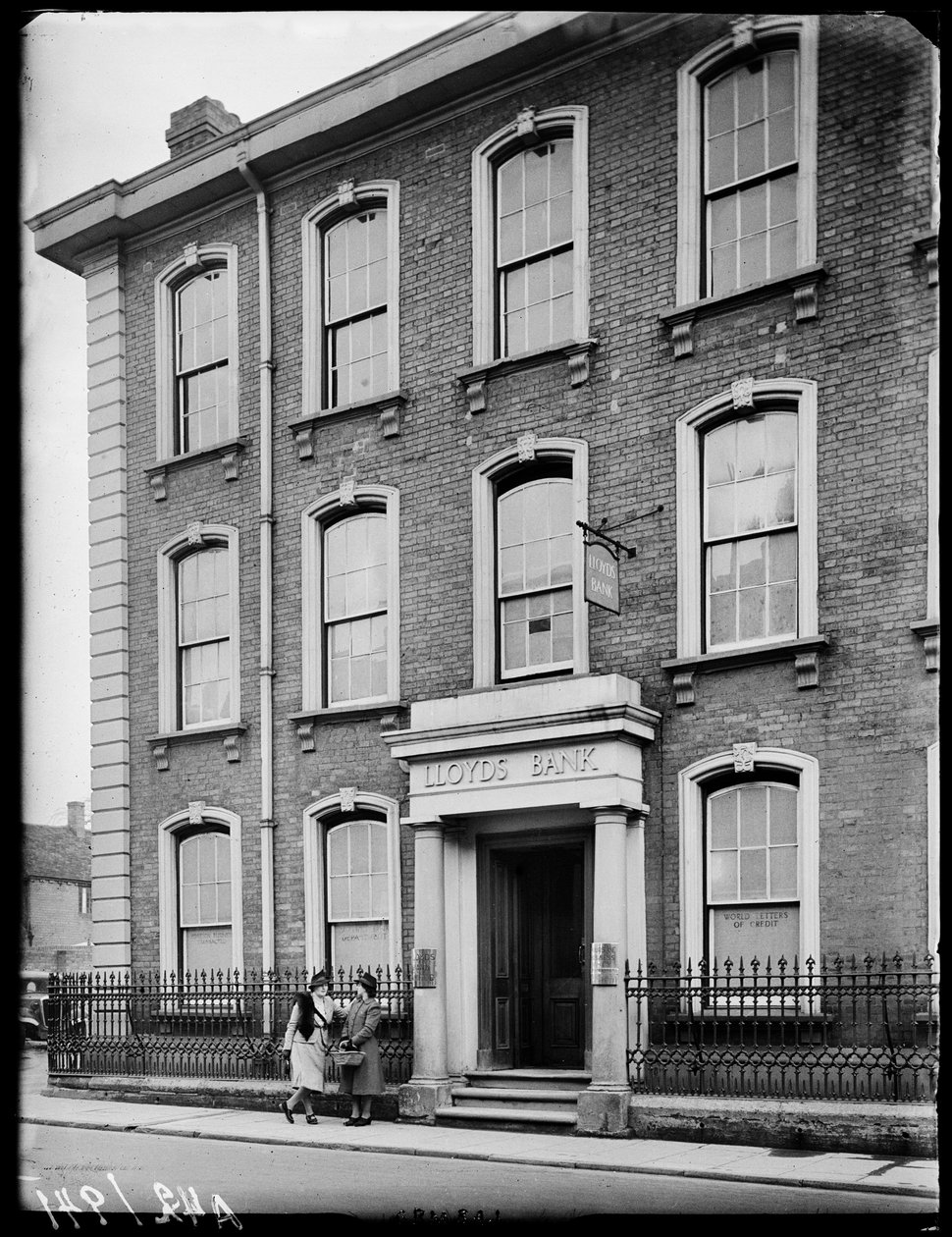 Lloyds Bank, High Street, Bromsgrove, 1942. alkotó: George Bernard Mason