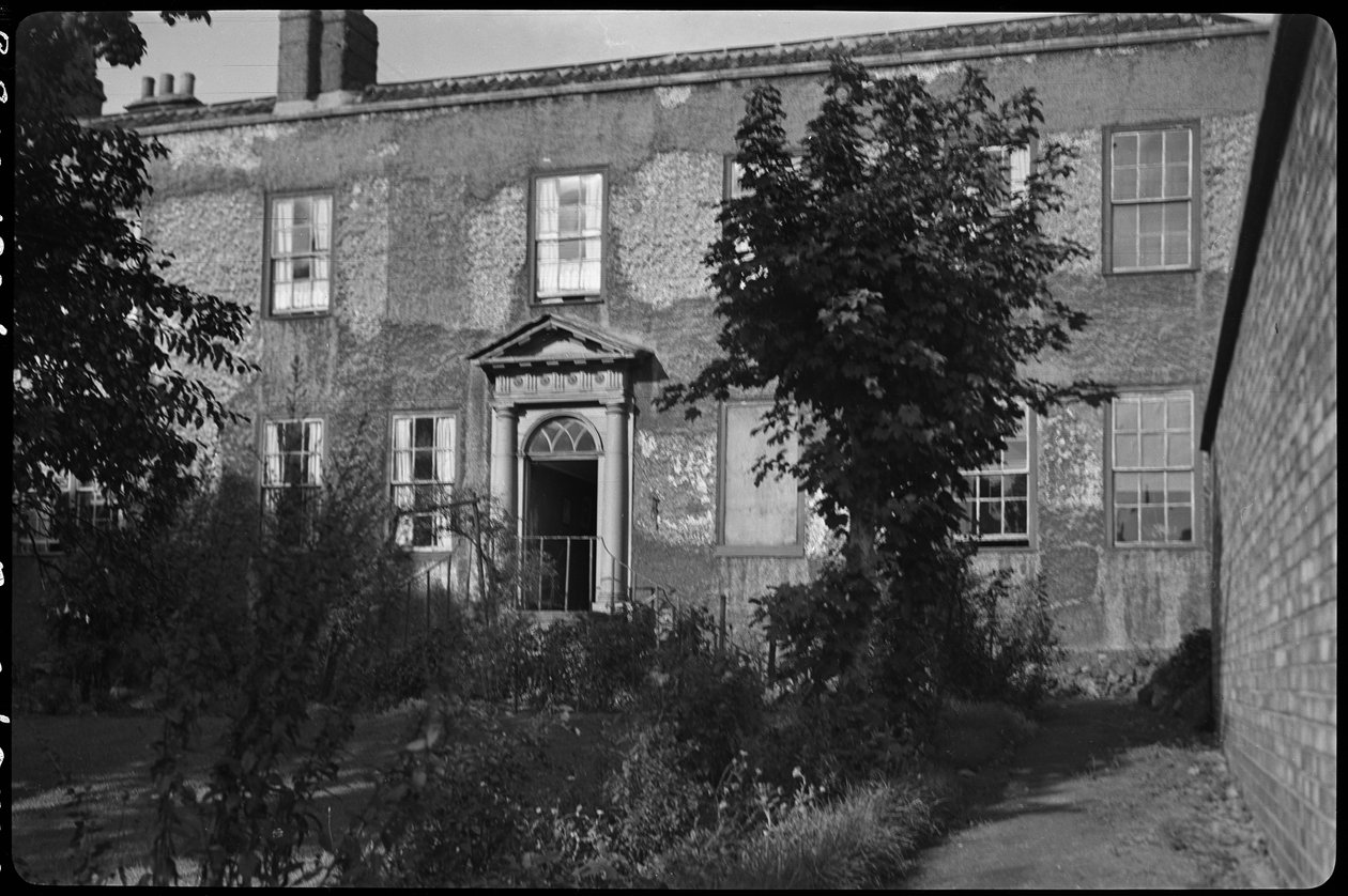 Clarence Hotel, Lead Yard, Darlington, 1942. alkotó: George Bernard Wood