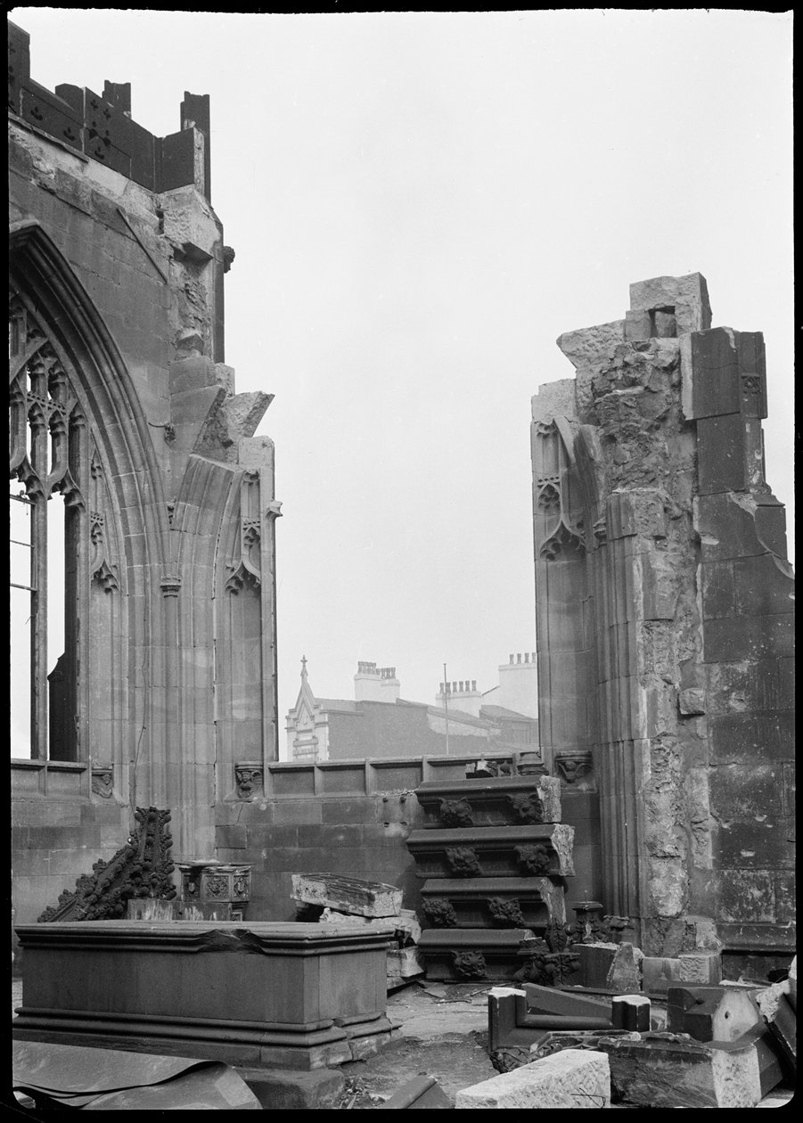 Manchesteri székesegyház, Manchester, 1942. alkotó: George Bernard Wood