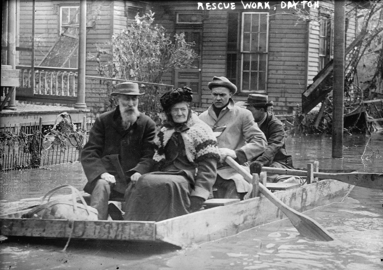 Mentőmunka, Dayton alkotó: George Grantham   Bain News Service Bain