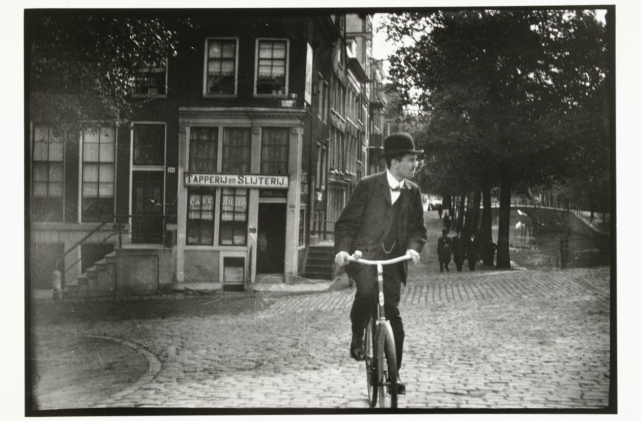 Kerékpáros az amszterdami Keizersgrachton alkotó: George Hendrik Breitner