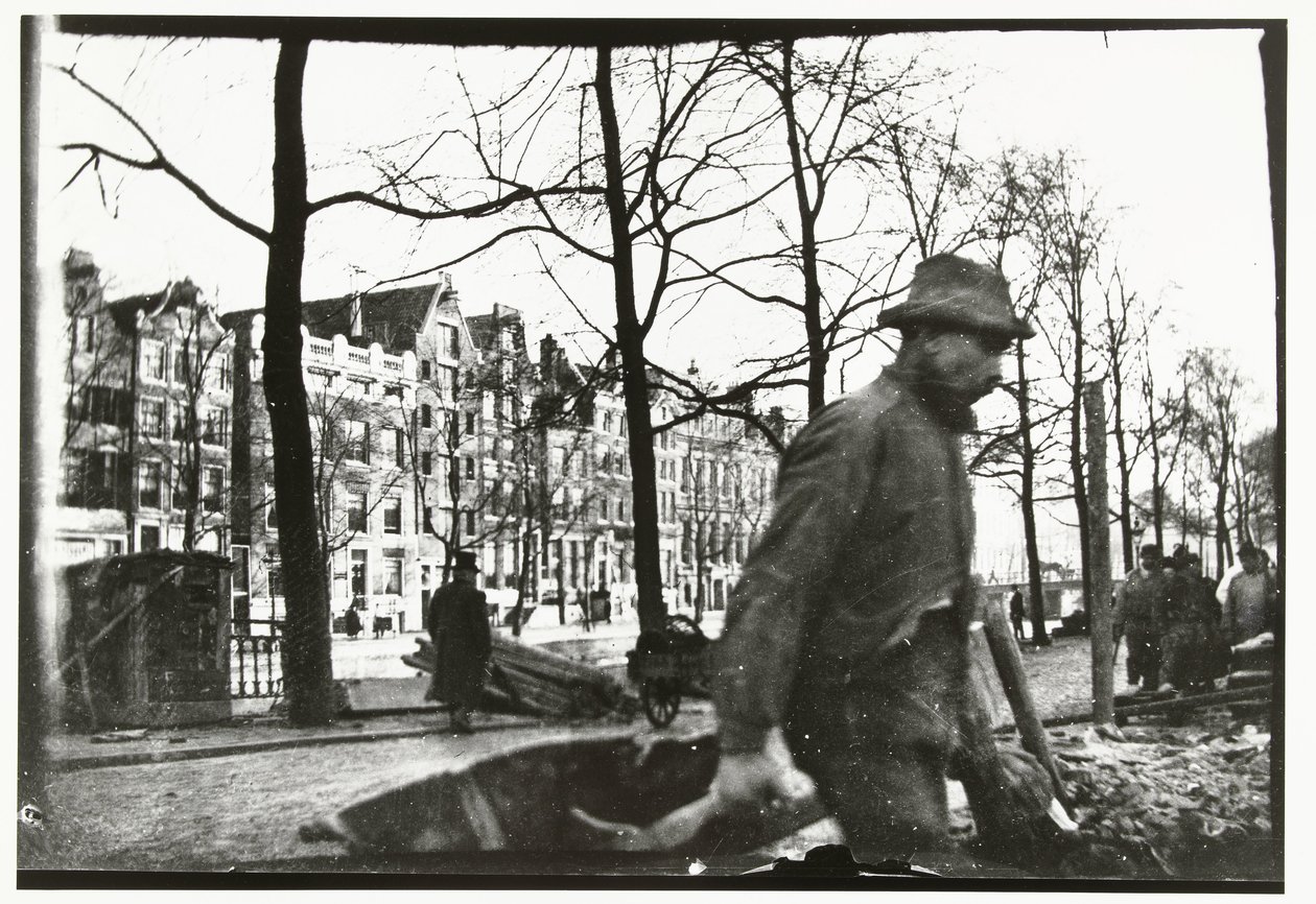 Áttörés az amszterdami Raadhuisstraaton alkotó: George Hendrik Breitner