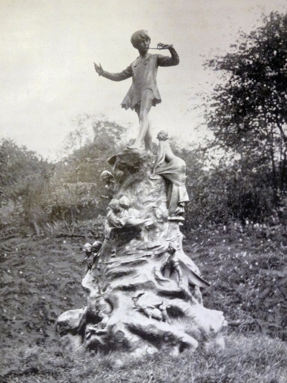 A Kensington Gardensben található Peter Pan szobor fényképnyomata alkotó: George James Frampton