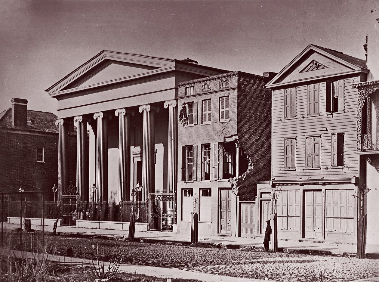Hibernian Hall, Charleston, kb. 1864. alkotó: George N. Barnard