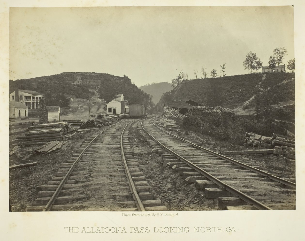 Az Allatoona-hágó észak felé néz, GA, 1866. alkotó: George N. Barnard